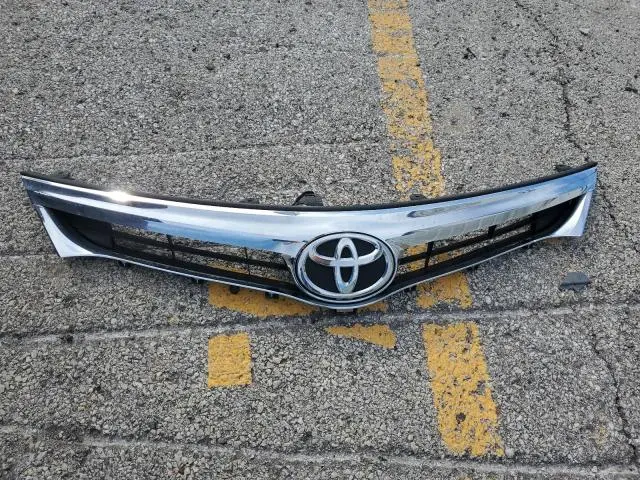 2015 TOYOTA AVALON XLE  