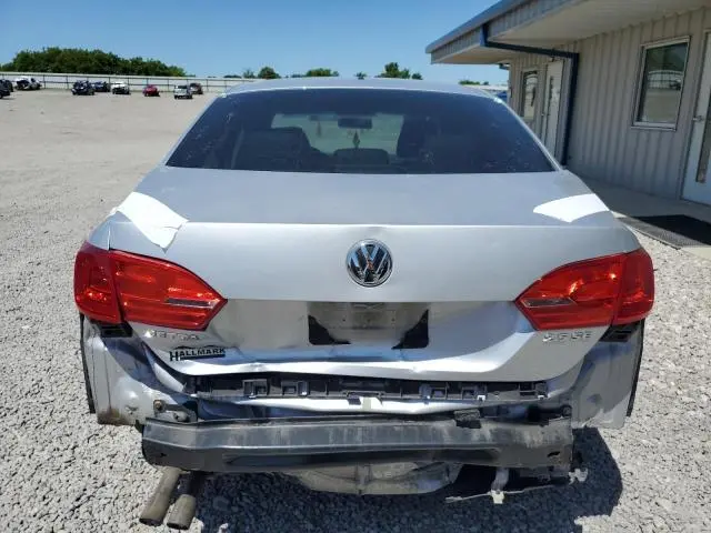 2012 VOLKSWAGEN JETTA SE  