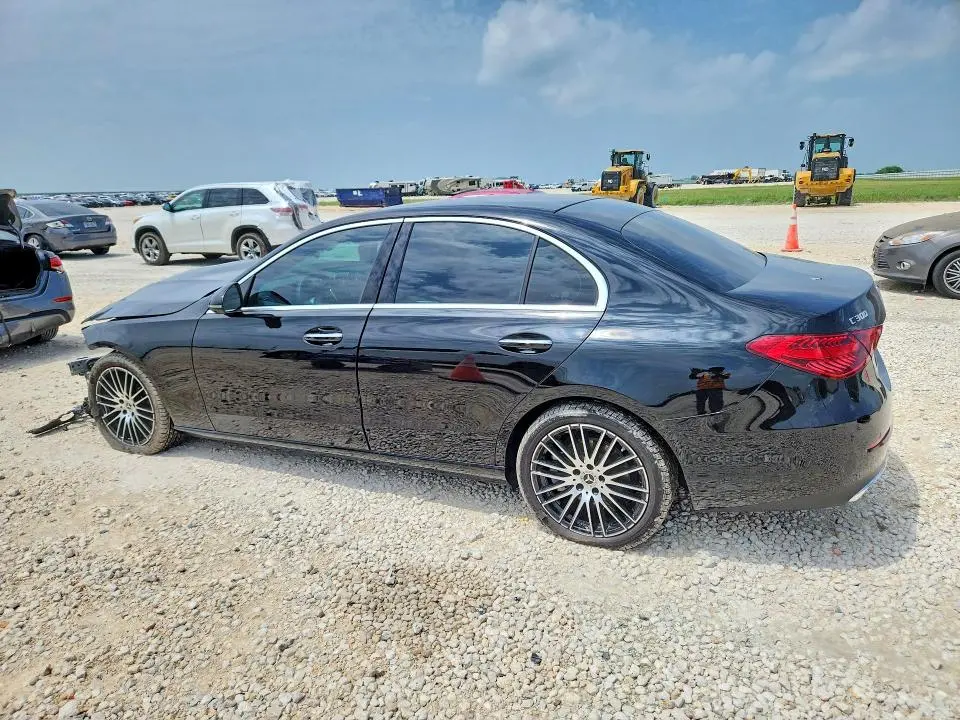2025 MERCEDES-BENZ C 300  