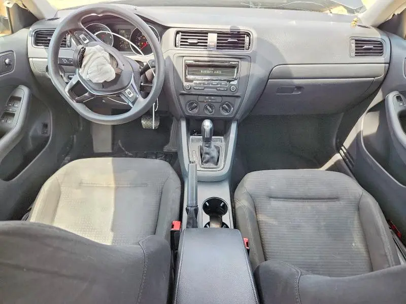 2015 VOLKSWAGEN JETTA BASE  