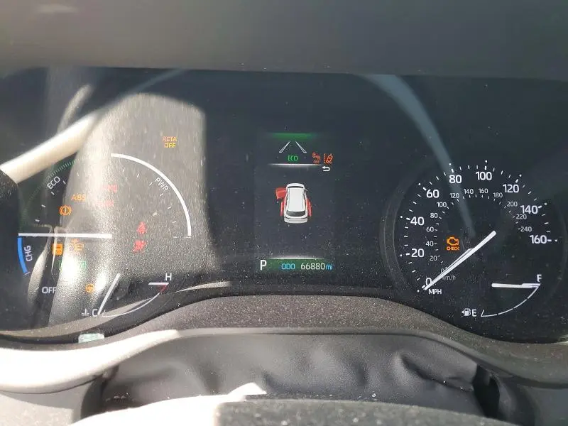 2021 TOYOTA SIENNA LE  