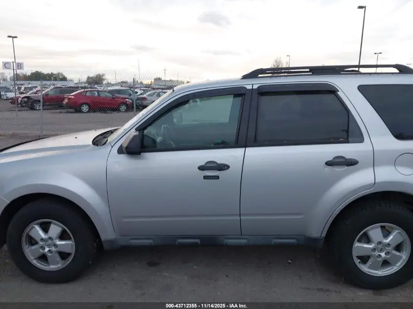 2011 FORD ESCAPE XLT AUTOMATIC