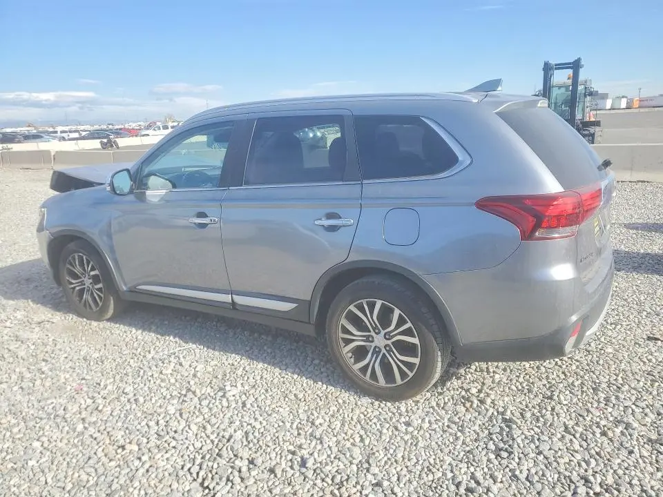 2017 MITSUBISHI OUTLANDER SE  