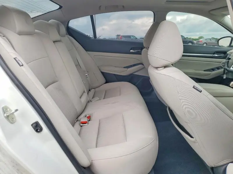 2019 NISSAN ALTIMA SV  