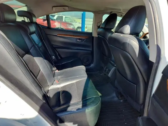 2013 LEXUS ES 300H