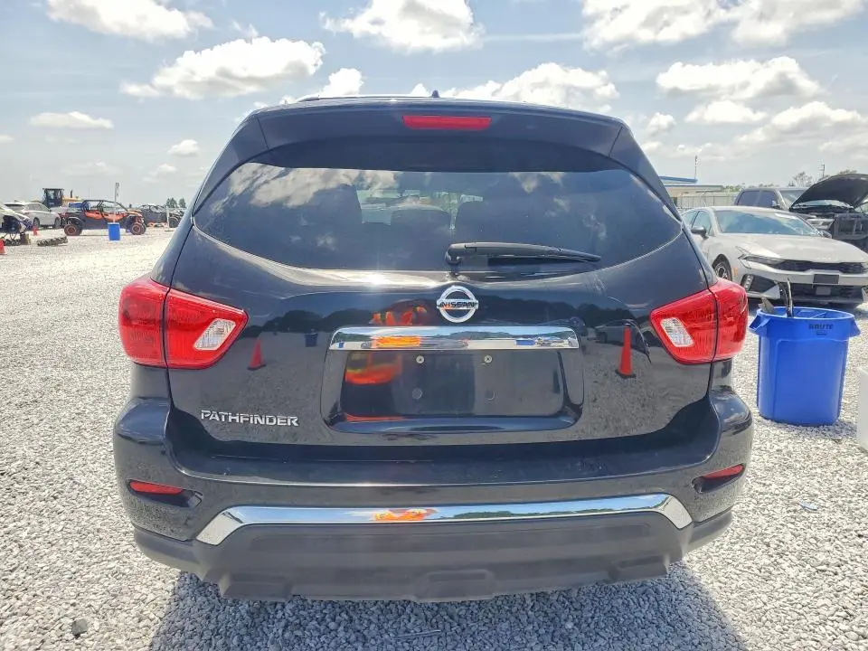 2017 NISSAN PATHFINDER S  