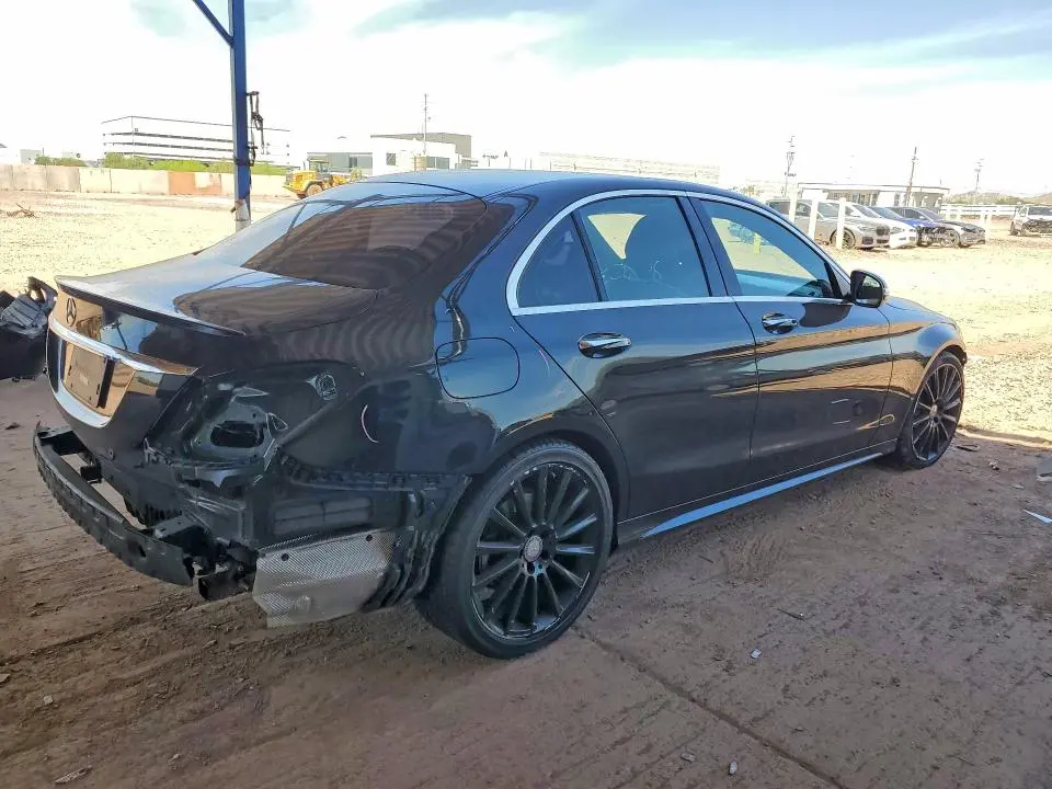 2015 MERCEDES-BENZ C 300  