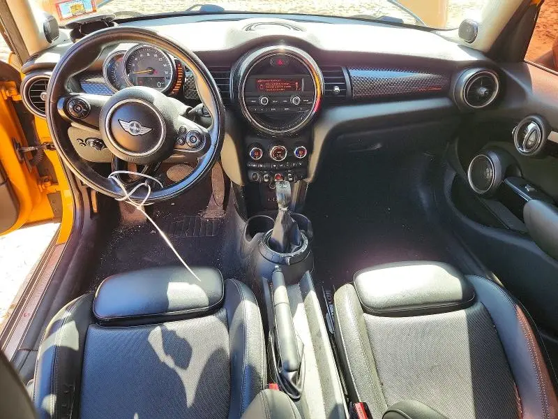 2015 MINI COOPER S  