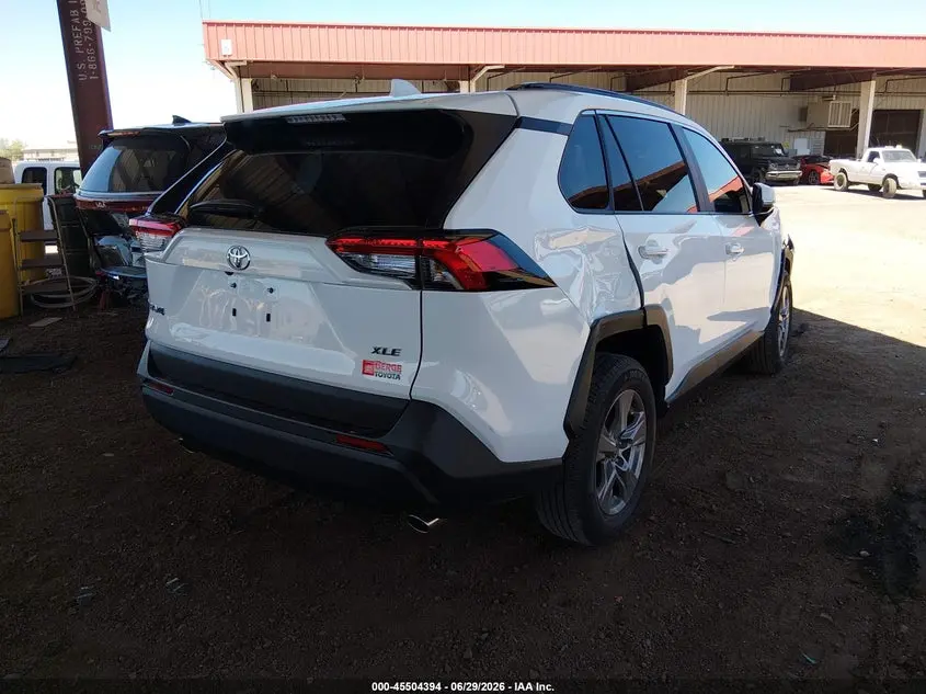 2025 TOYOTA RAV4 XLE