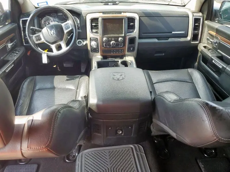 2015 RAM 1500 LARAMIE  
