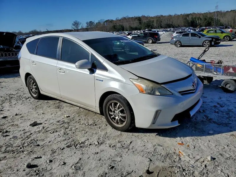 2013 TOYOTA PRIUS V   