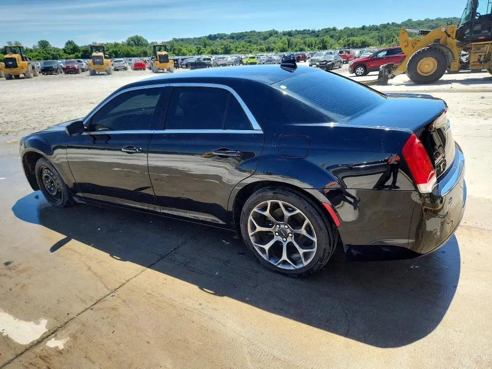 2015 CHRYSLER 300 LIMITED  