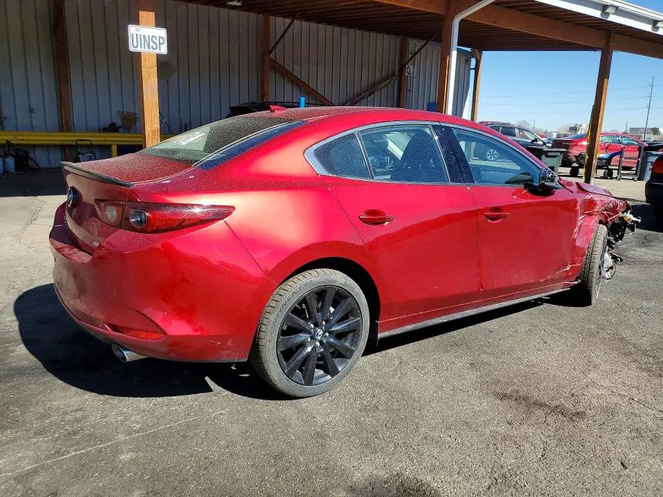 2024 MAZDA 3 PREMIUM PLUS  