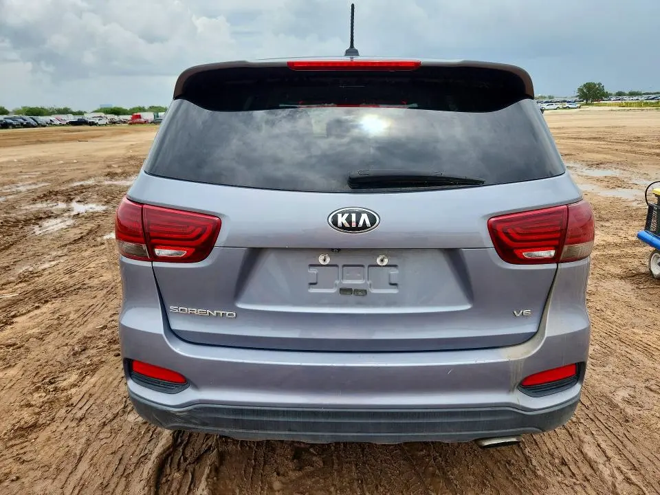 2020 KIA SORENTO S  