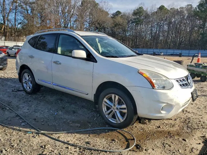 2013 NISSAN ROGUE S  
