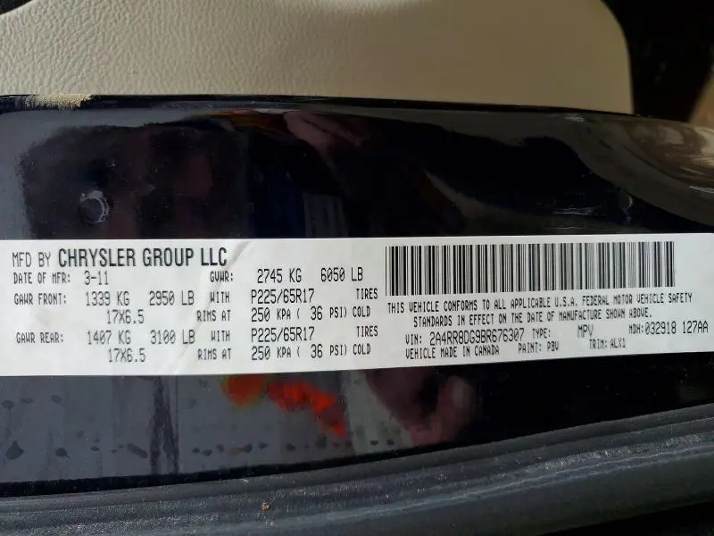 2011 CHRYSLER TOWN & COUNTRY TOURING L  