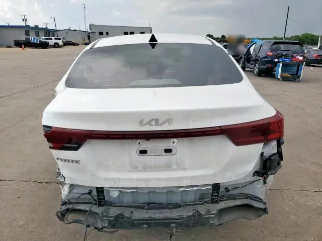 2022 KIA FORTE FE  