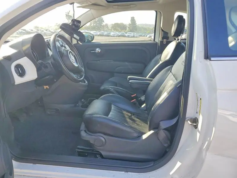 2018 FIAT 500 LOUNGE  