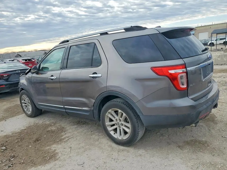 2011 FORD EXPLORER XLT  