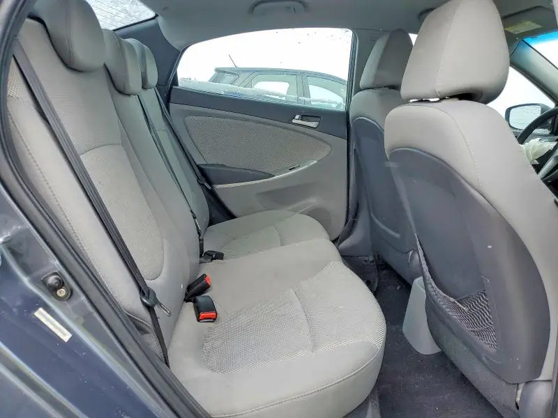 2012 HYUNDAI ACCENT GLS  