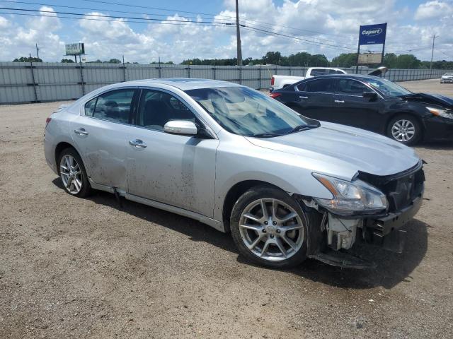 2010 NISSAN MAXIMA S