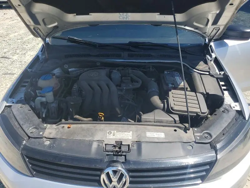 2013 VOLKSWAGEN JETTA BASE  