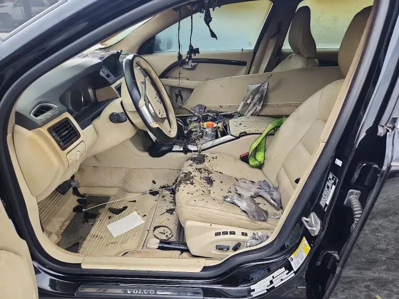 2015 VOLVO XC70 T5 PREMIER  