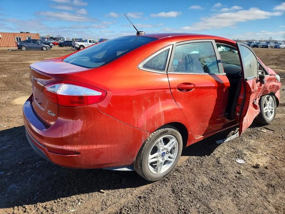 2018 FORD FIESTA SE  