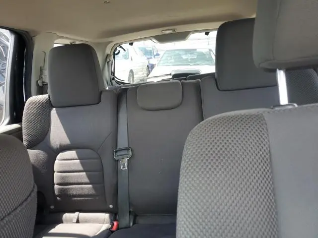 2012 NISSAN PATHFINDER S  