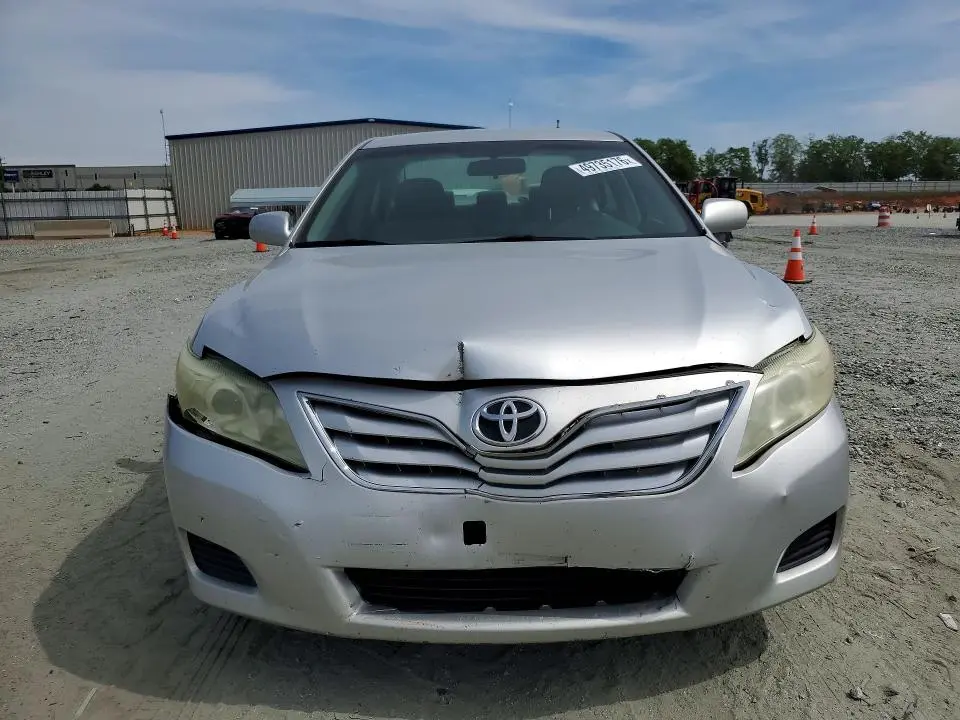 2010 TOYOTA CAMRY LE  