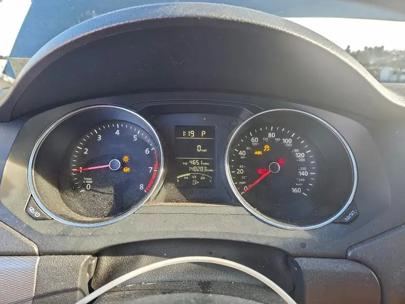 2015 VOLKSWAGEN JETTA SE  