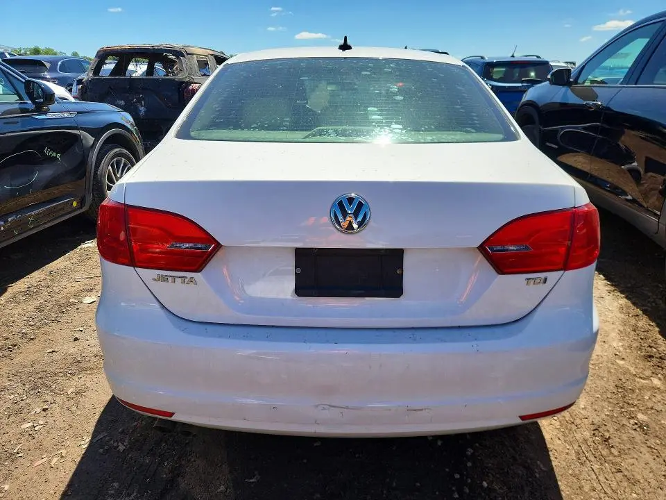 2013 VOLKSWAGEN JETTA TDI  