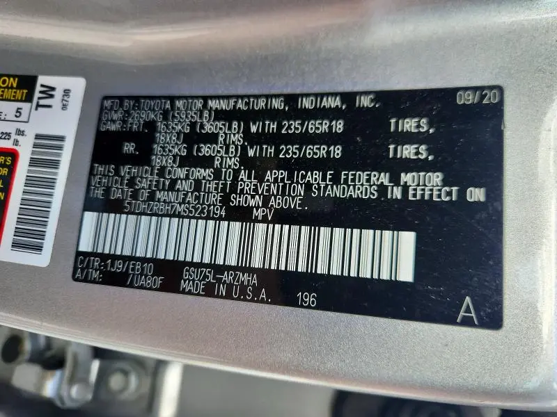 2021 TOYOTA HIGHLANDER XLE  