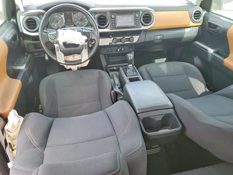 2019 TOYOTA TACOMA SR5 V6  