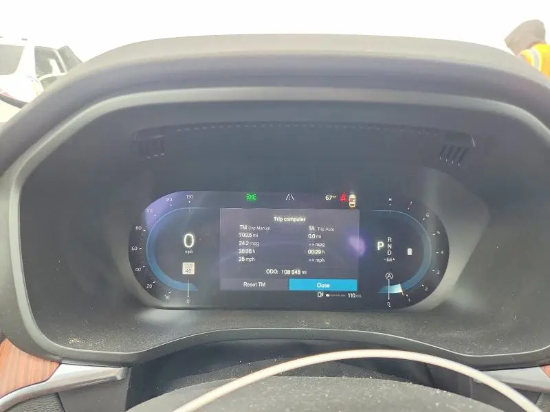 2023 VOLVO XC60 PLUS  