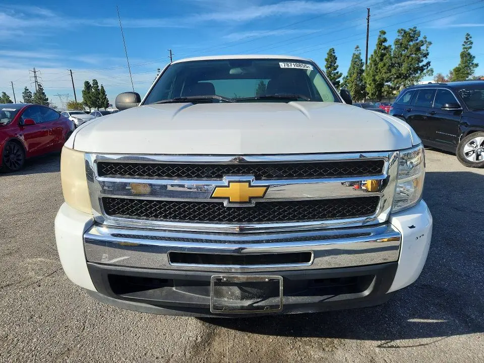 2011 CHEVROLET SILVERADO C1500 LT  