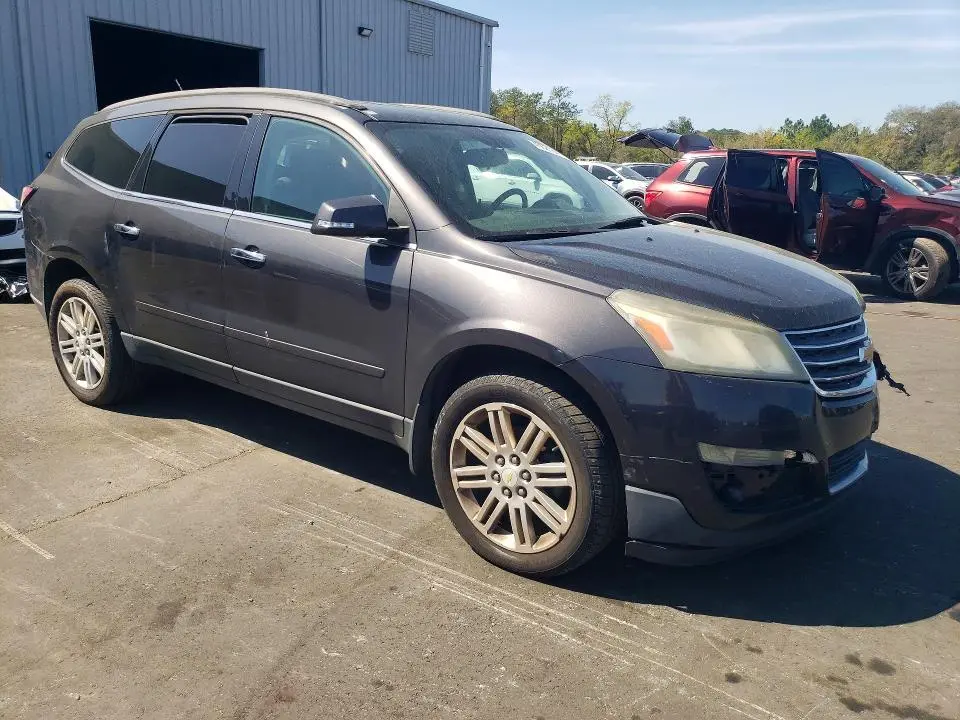 2014 CHEVROLET TRAVERSE LT  