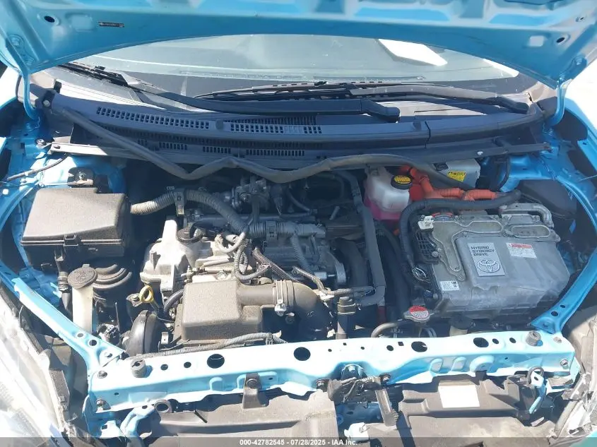 2016 TOYOTA PRIUS C ONE