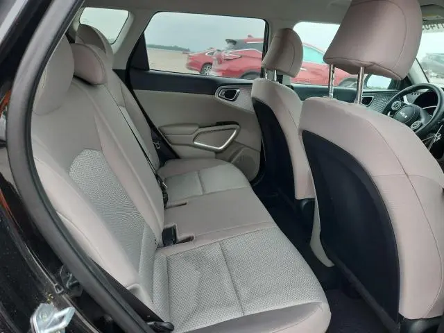 2022 KIA SOUL LX  