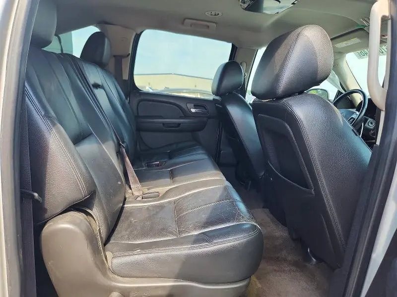 2013 GMC YUKON XL K1500 SLT  