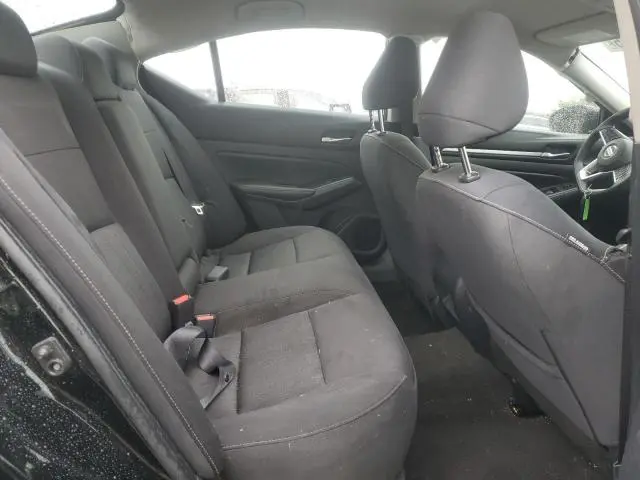 2022 NISSAN ALTIMA SV  