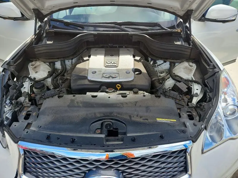 2017 INFINITI QX50 BASE  
