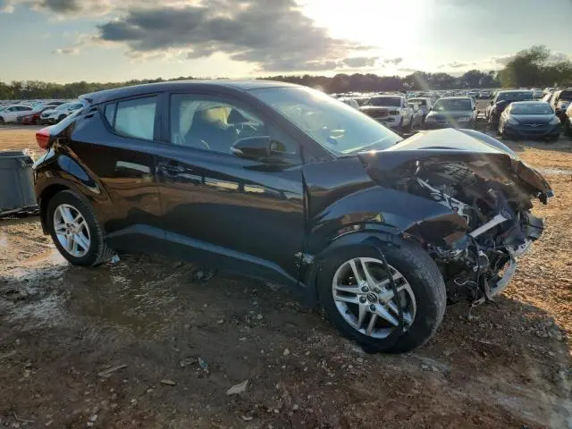 2020 TOYOTA C-HR XLE  