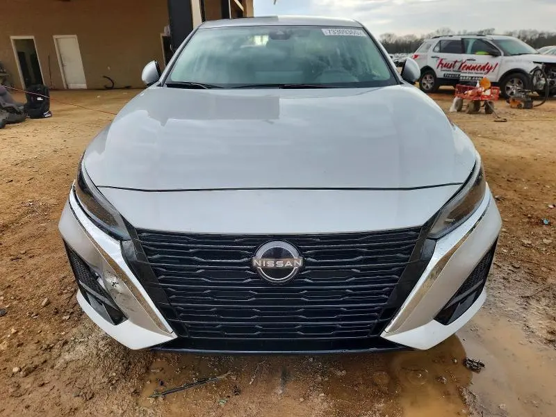 2024 NISSAN ALTIMA SL  