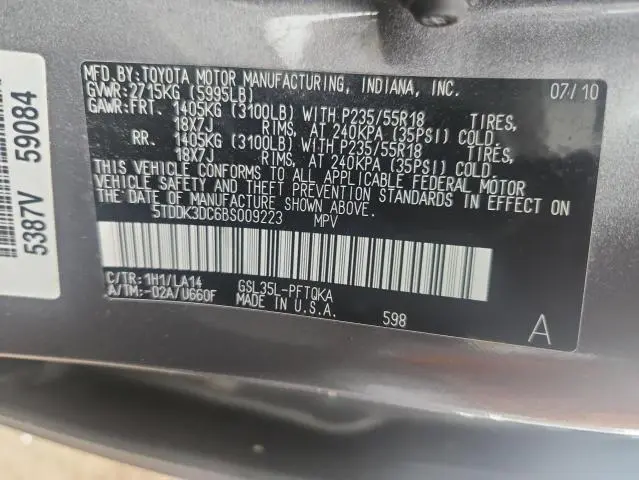 2011 TOYOTA SIENNA XLE  