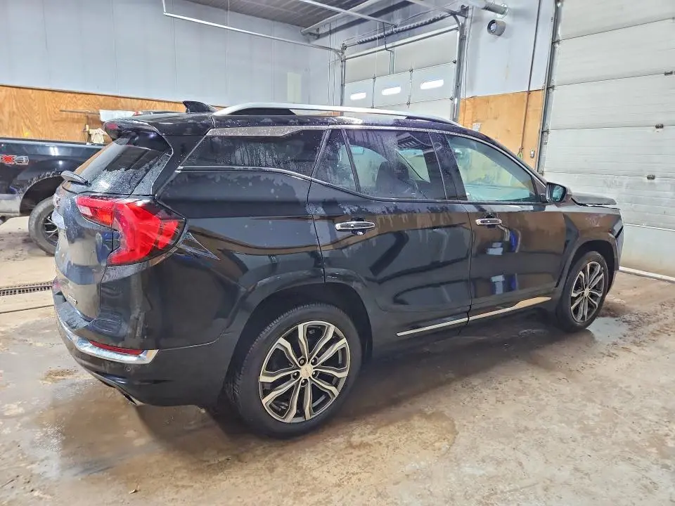 2020 GMC TERRAIN DENALI  