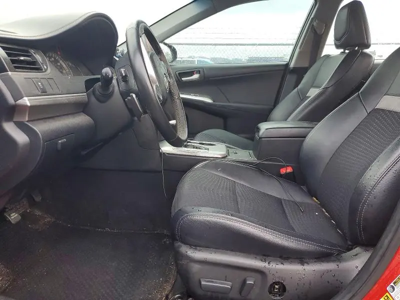 2012 TOYOTA CAMRY SE  