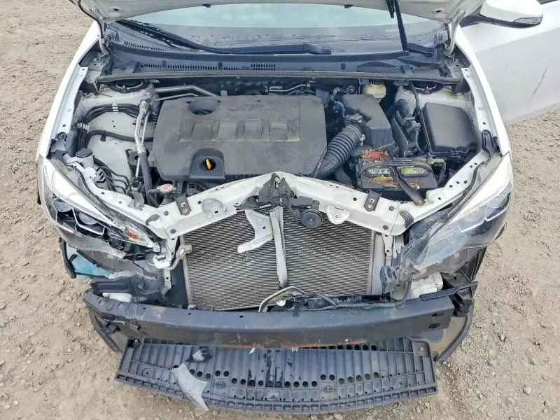 2017 TOYOTA COROLLA SE  