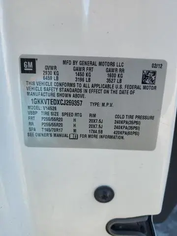 2011 GMC ACADIA SLT-1  