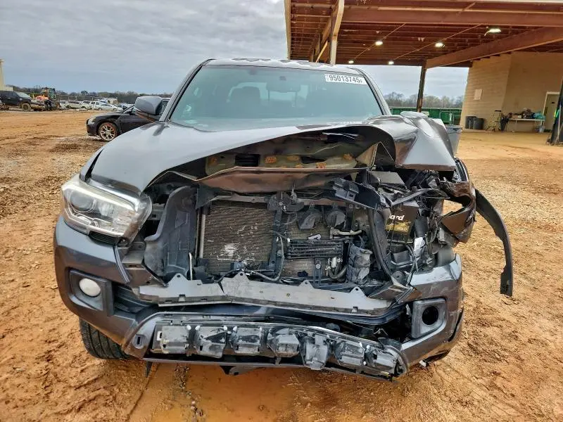 2017 TOYOTA TACOMA DOUBLE CAB  